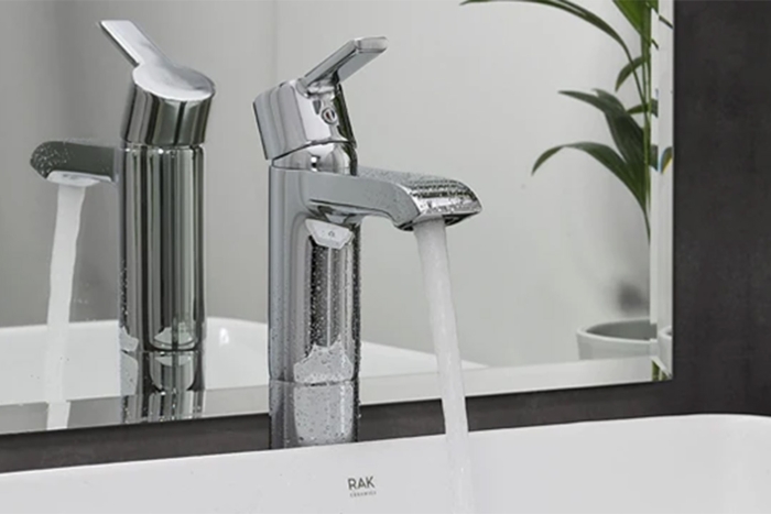 عزز تجربة الحمام من خلال الحنفيات المياه الساخنة والباردة الفاخرة